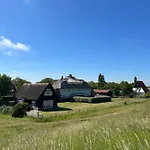 Nieuwland دن أوفر